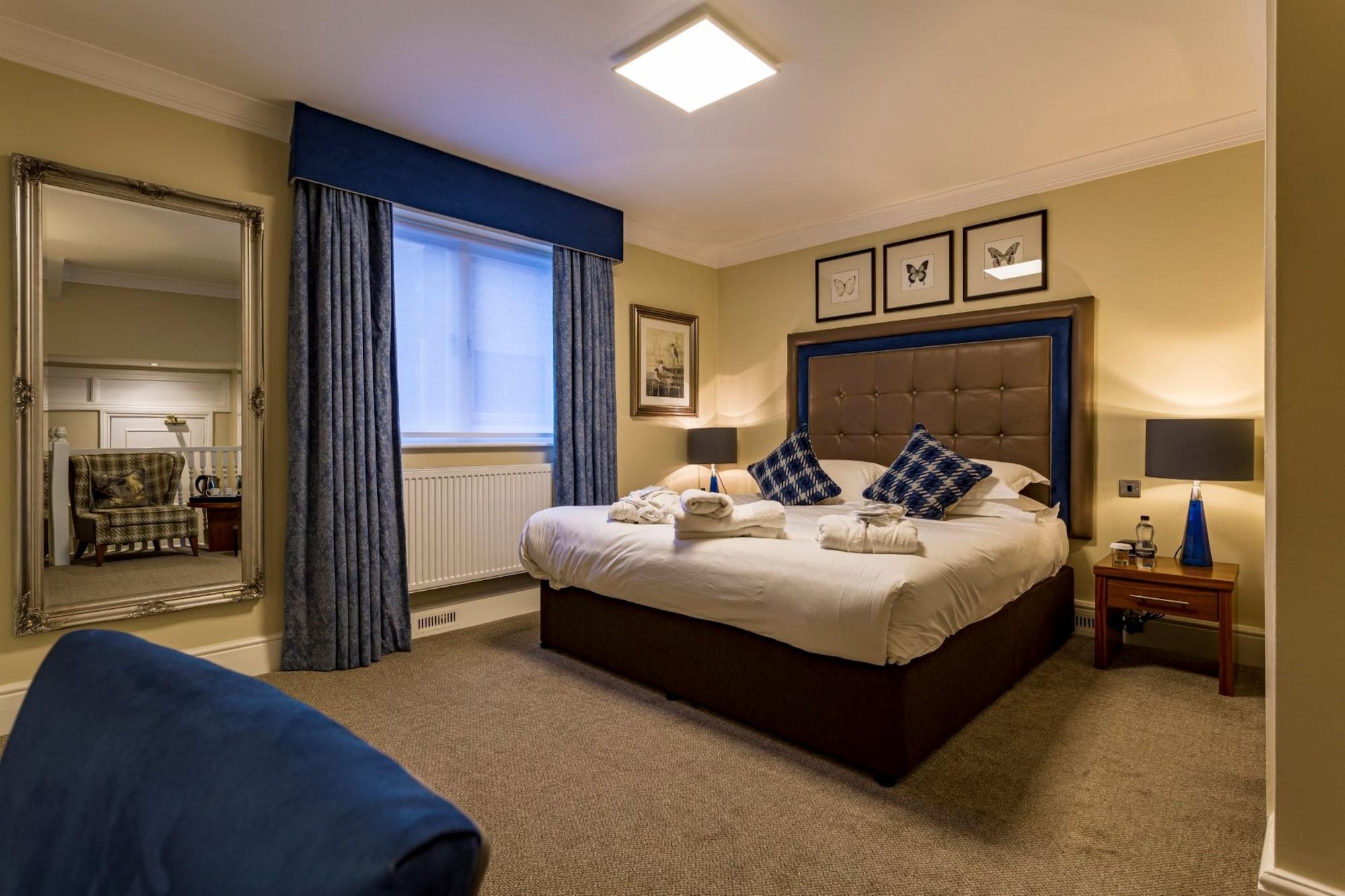 The Talbot Hotel, Oundle , Near Peterborough Eksteriør bilde