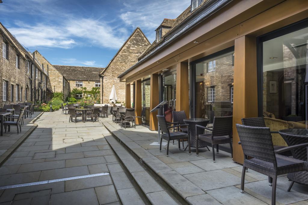 The Talbot Hotel, Oundle , Near Peterborough Eksteriør bilde