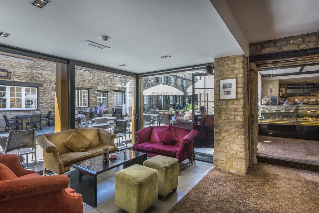 The Talbot Hotel, Oundle , Near Peterborough Eksteriør bilde